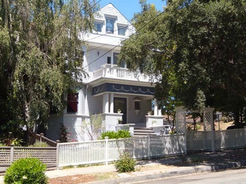 HeritageProperty-17A-1717-16th-Avenue.jpg
