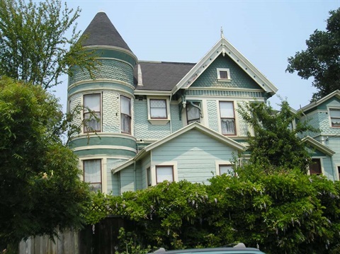 HeritageProperty2A-2302-17th-Ave.jpg