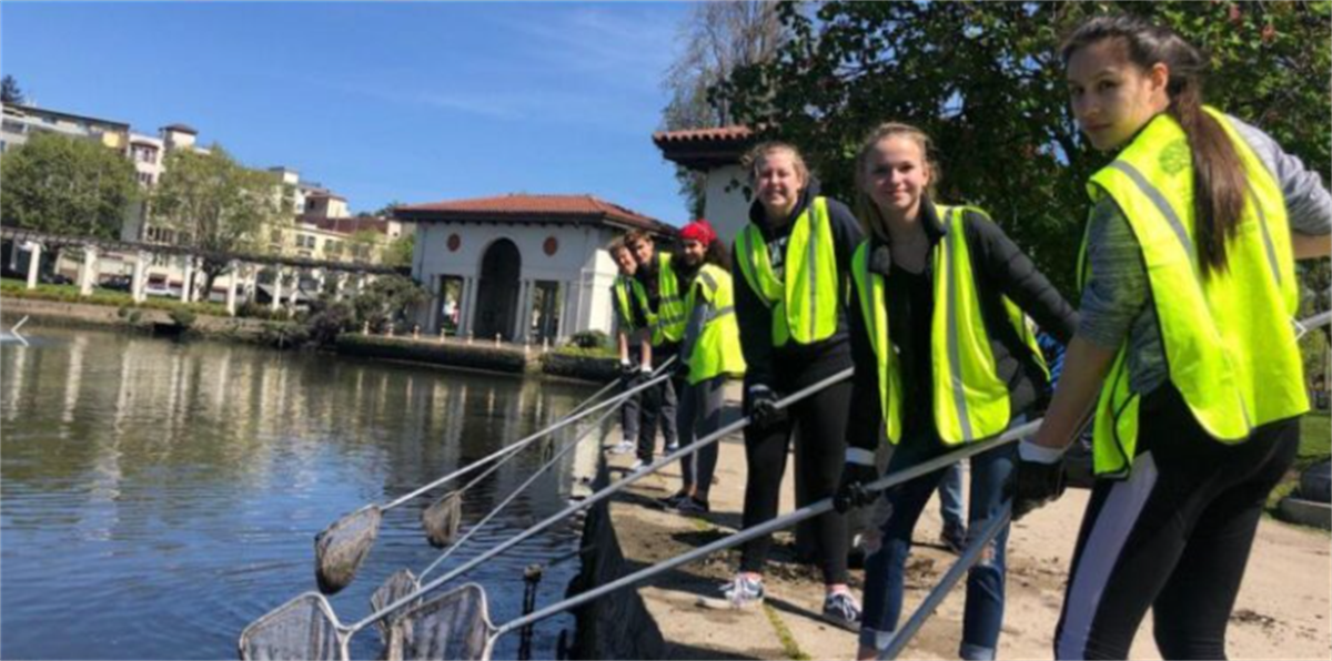Lake Merritt Institute Community Cleanup